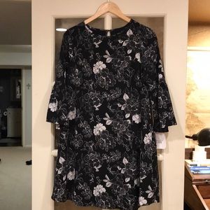 Black and white floral maternity dress