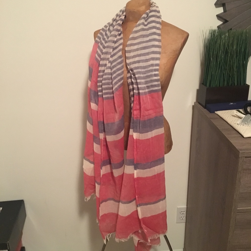 Scarf wrap - Picture 3 of 3