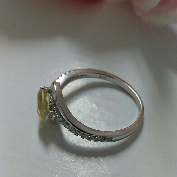 Natural Citrine Solid Italian Sterling Silver Ring - Picture 3 of 3