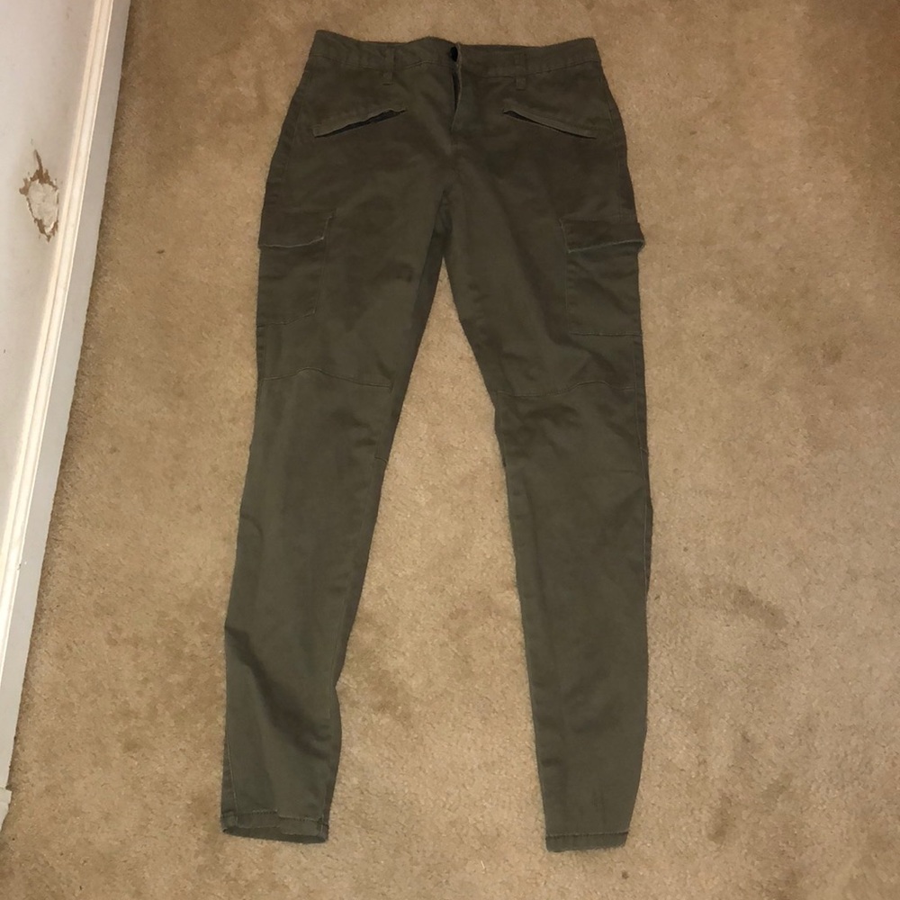 Green cargo pants
