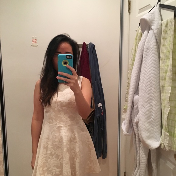 Forever 21 dress, good condition, size 4 - Picture 3 of 3