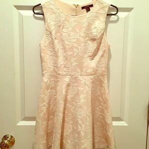 Forever 21 dress, good condition, size 4