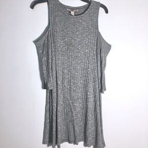 Forever 21 Cold Shoulder Dress