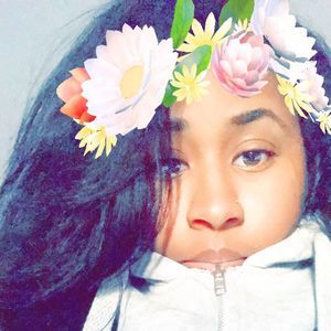 Meet your Posher, Candace