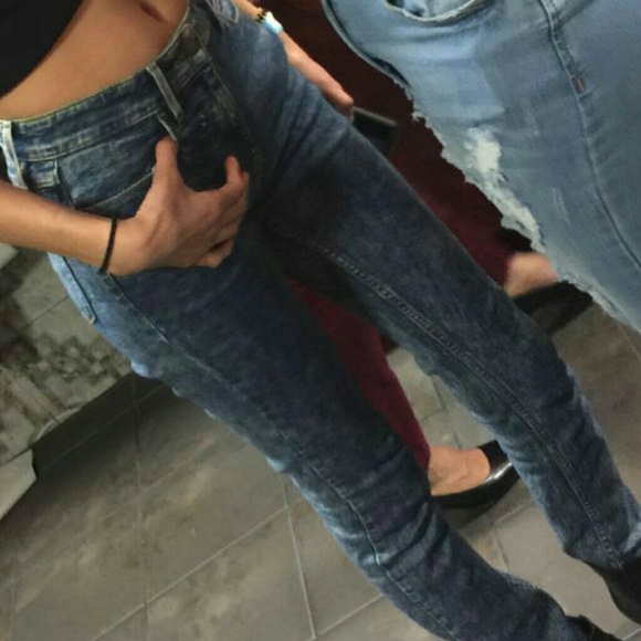 Vintage Guess Denim - Picture 4 of 4