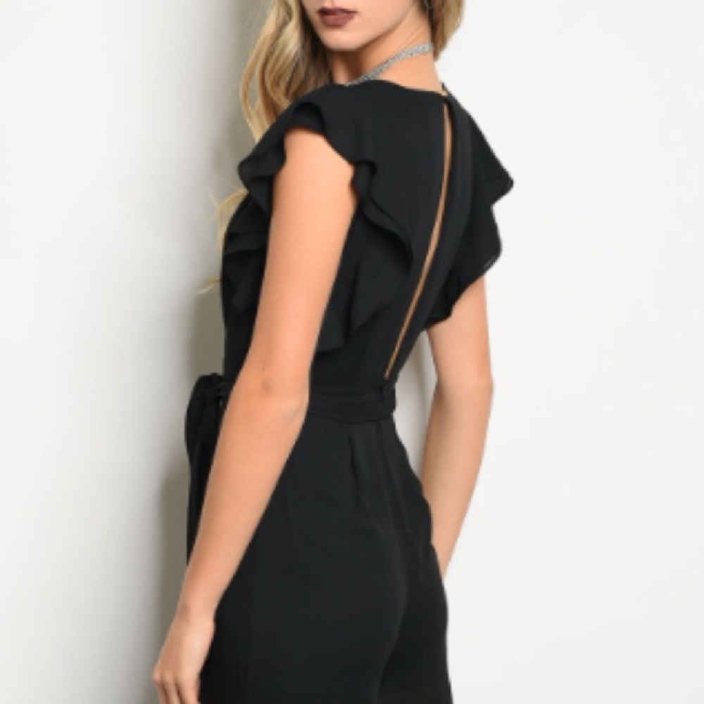 Last 1! 💕Black Jumpsuit - Picture 3 of 3