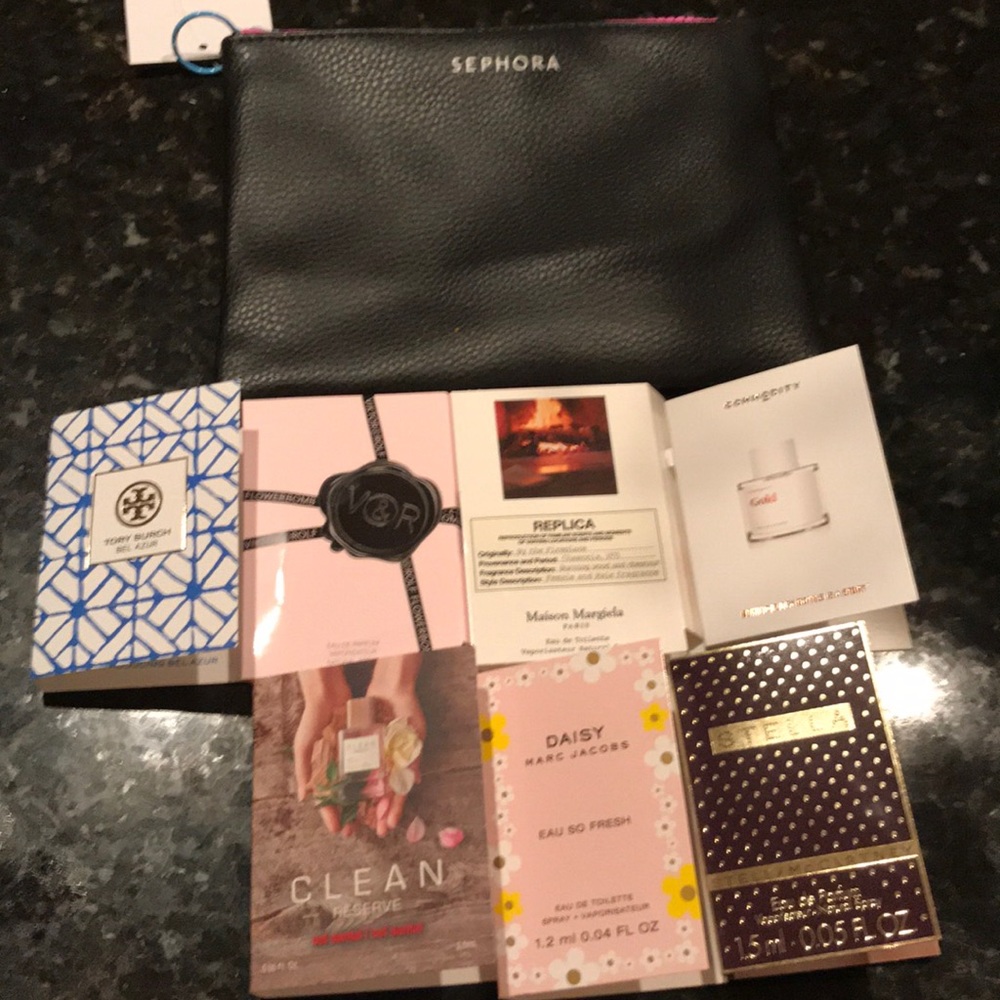 Sephora Makeup Bag with 7 perfume samples