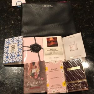 Sephora Makeup Bag with 7 perfume samples