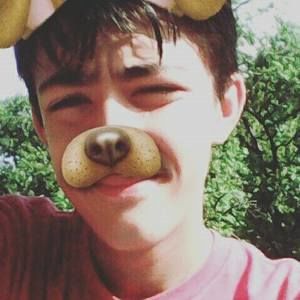 Meet your Posher, Grieghlin