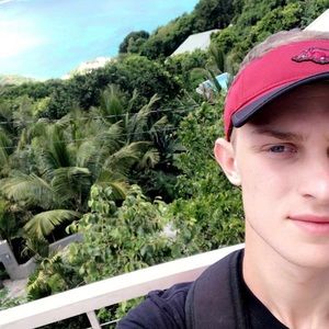 Meet your Posher, Dayton