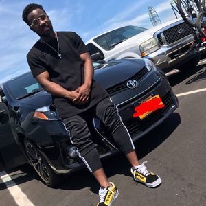 Meet your Posher, Adrian