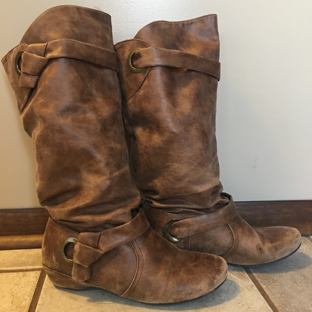 Brown boots!!!