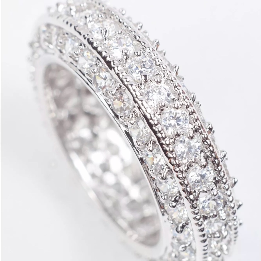 18k White Gold Filled CZ Ring -total ct 7.5 - Picture 4 of 5