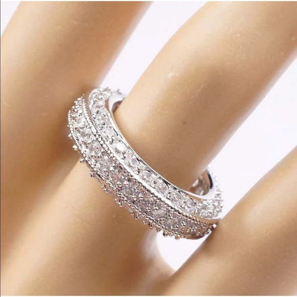 18k White Gold Filled CZ Ring -total ct 7.5 - Picture 5 of 5