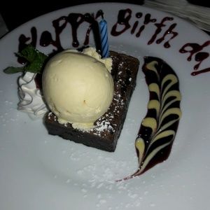 Meet your Posher, Tara