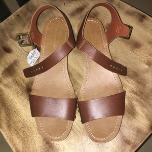 American Eagle Clog Heel