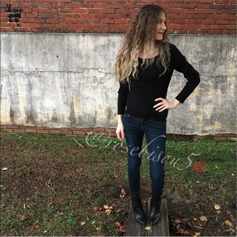 {LORD & TAYLOR} Silk Sweater Black Long Sleeve