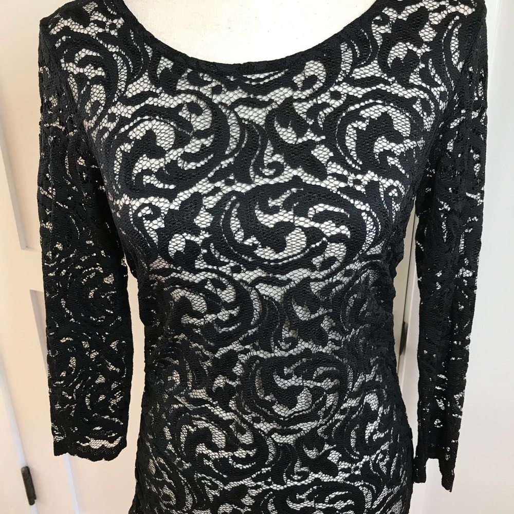 ❤️Velvet by Graham & Spencer Black Lace Blouse - Picture 6 of 8