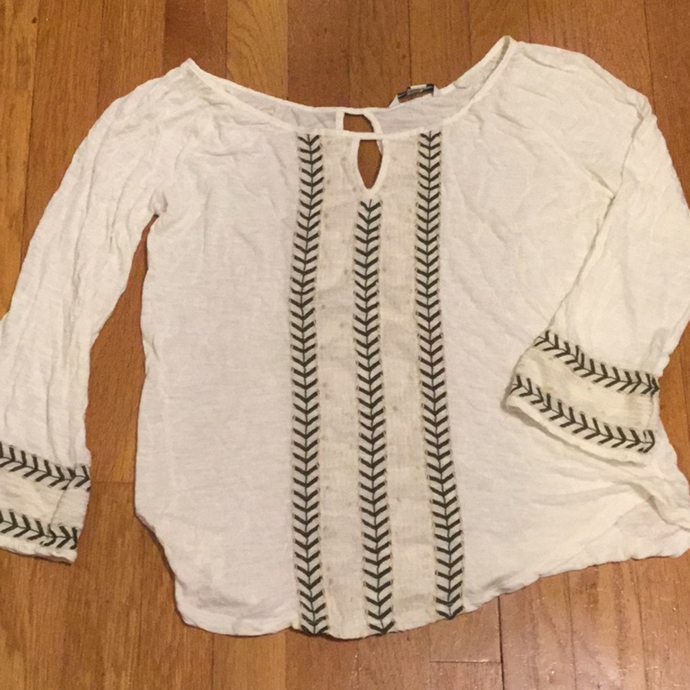 American Eagle Long Sleeve Embroidered Top