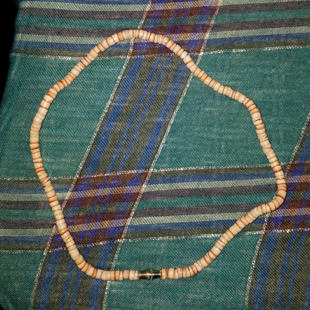 Coral shell necklace
