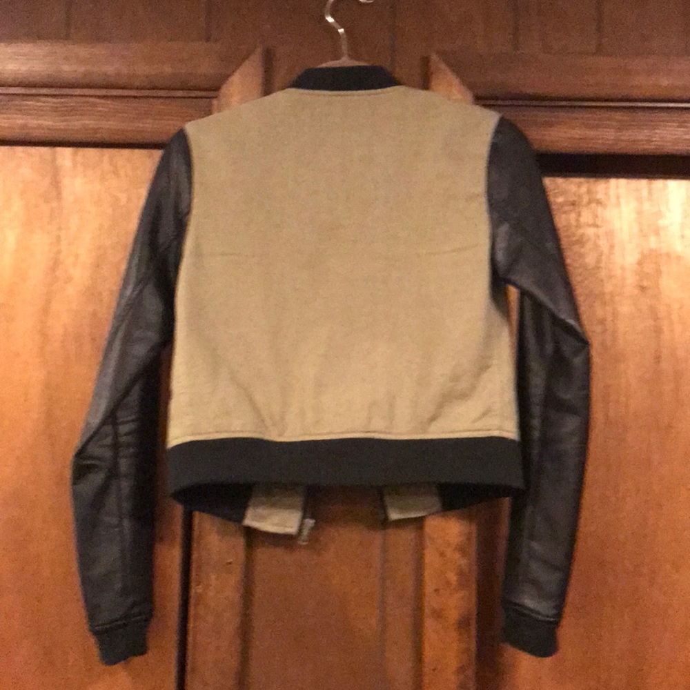 Bomber Jacket - Picture 5 of 6