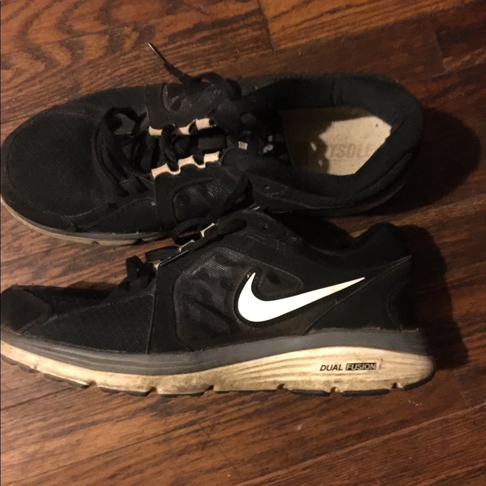 Men’s Nike sneakers