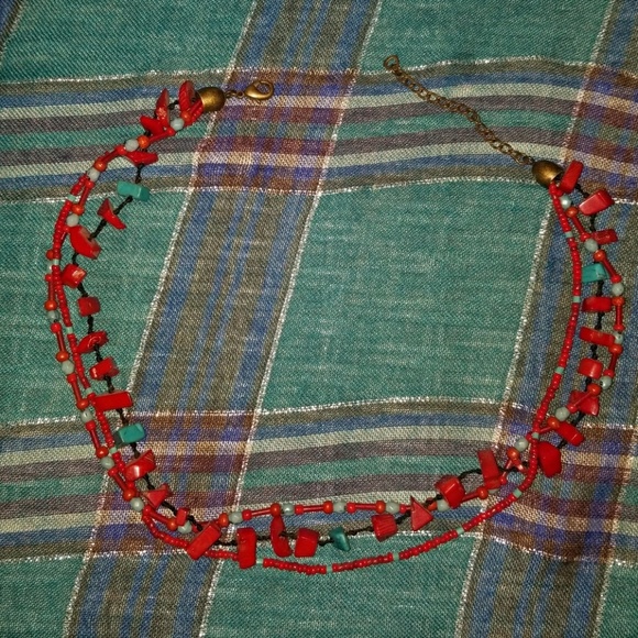 Red Triple String choker - Picture 1 of 1