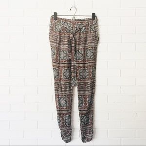 🔴Closet Closing! Everything 6 for $25!🔴