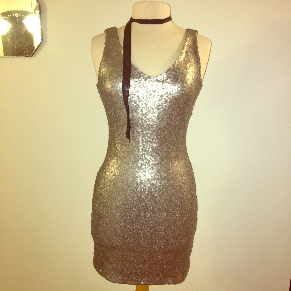 Fitted Silver Sequin Dress Size Small