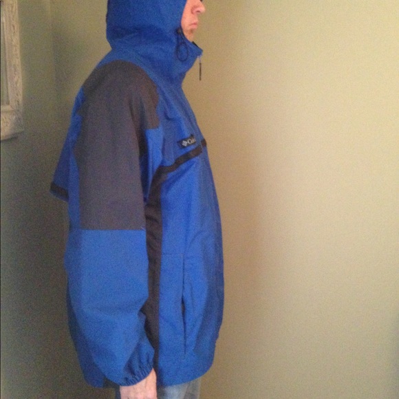 Columbia weather-resistant windbreaker jacket - Picture 2 of 3