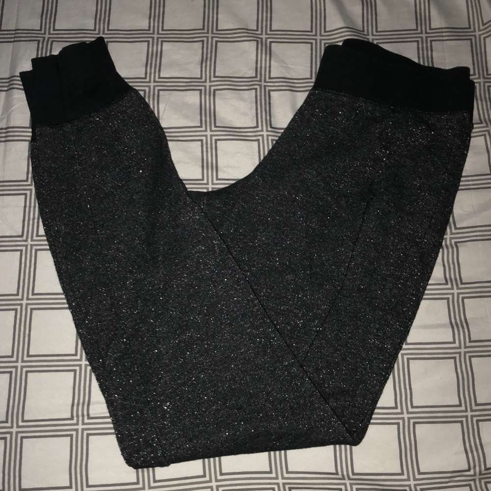 Victoria Secret Leggings.