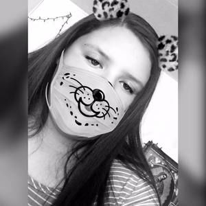 Meet your Posher, Divina