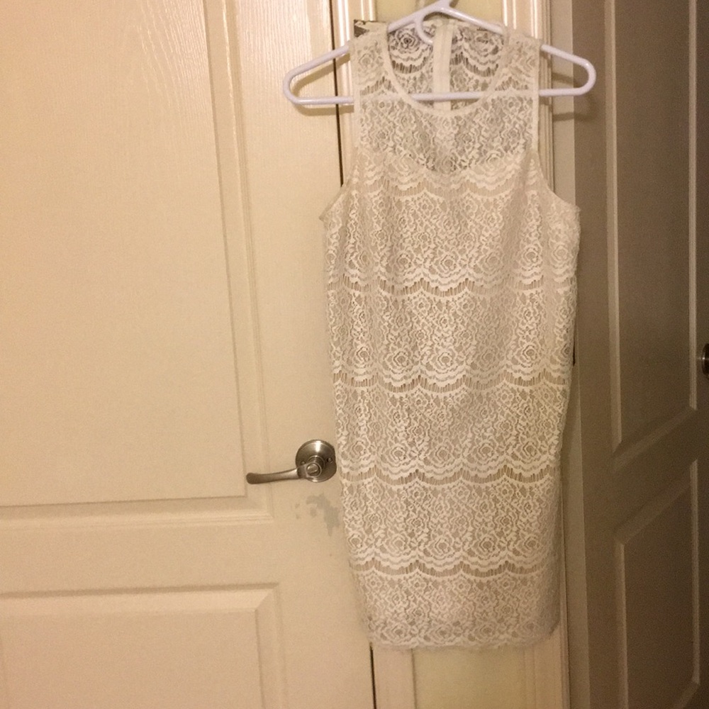 lace cocktail dress