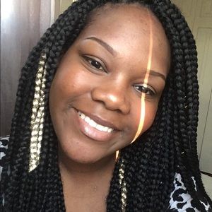 Meet your Posher, Brianna