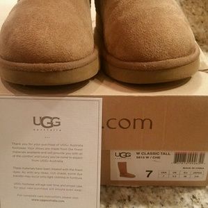 Tall Authentic Uggs ***price is negotiable ***