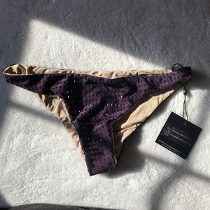 NWT ACACIA Waikaloa Bottoms - Blackberry Mesh L
