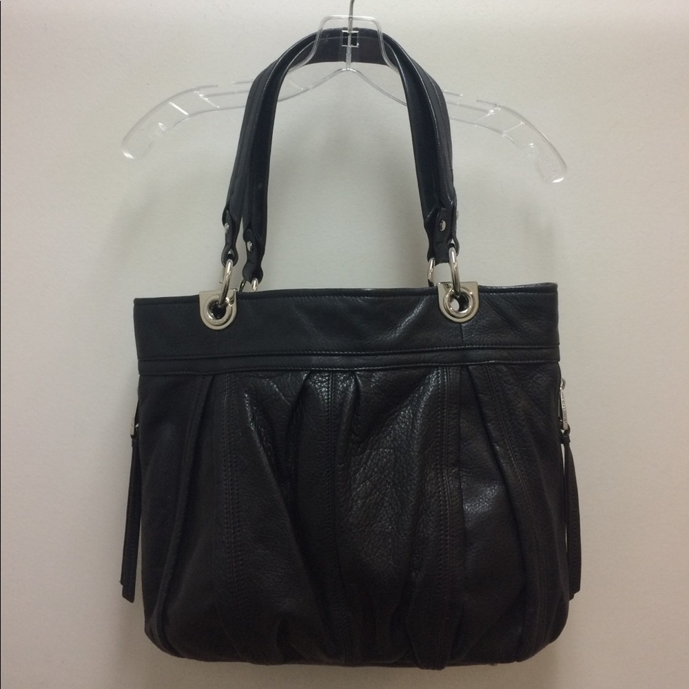 B Makowsky Black leather tote bag