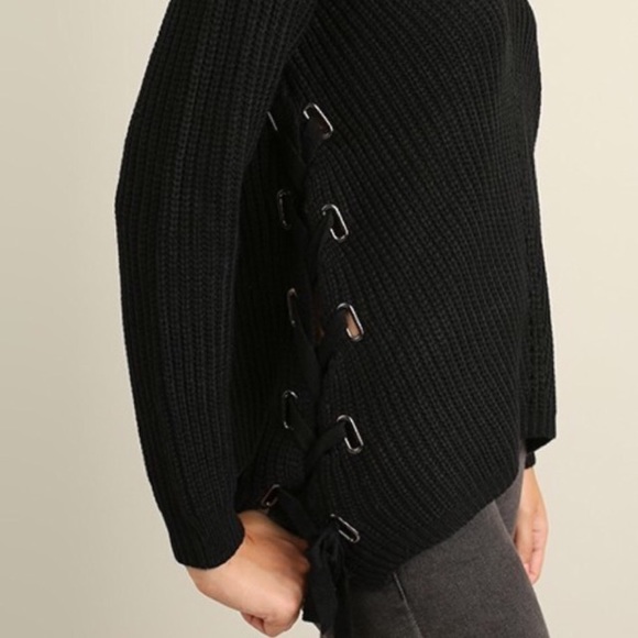 🆕 Black Long Sleeve Knit Sweater. S-M-L - Picture 3 of 3