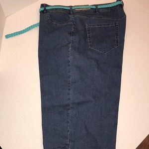 New CAPRI JEAN SZ 22 attached Belt