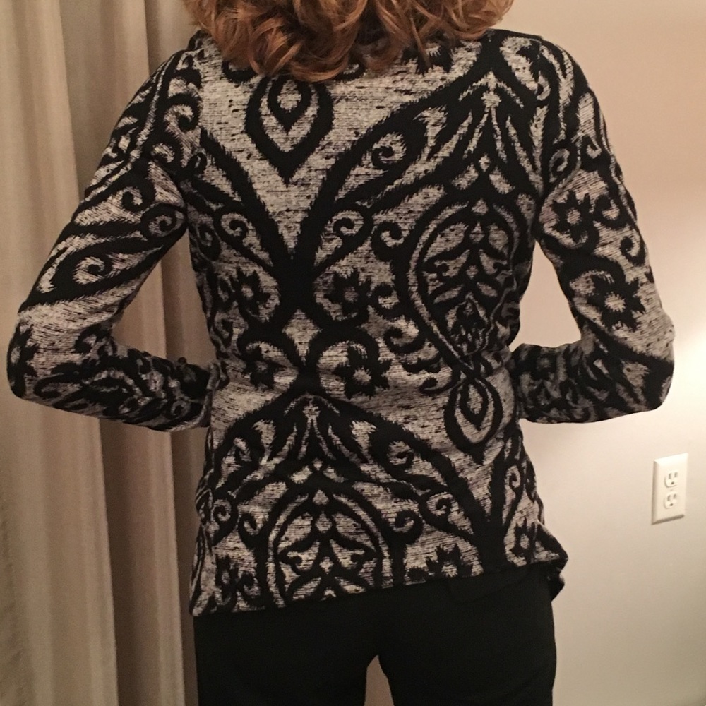 Sweater - Picture 2 of 3