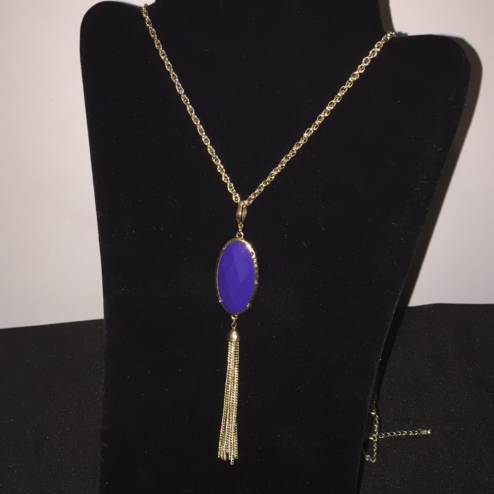 Premier Designs necklace with matching earrings