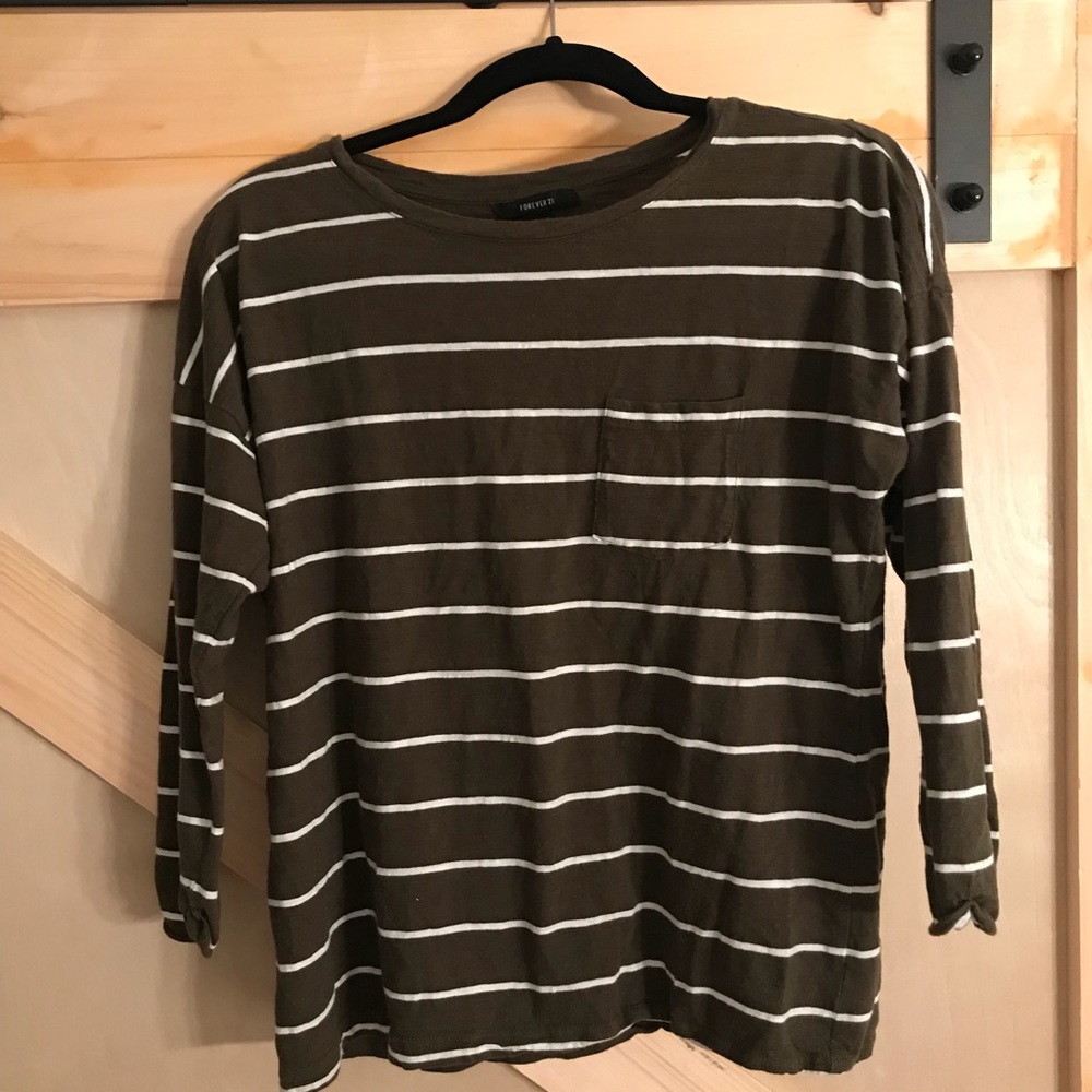 Quarter length top