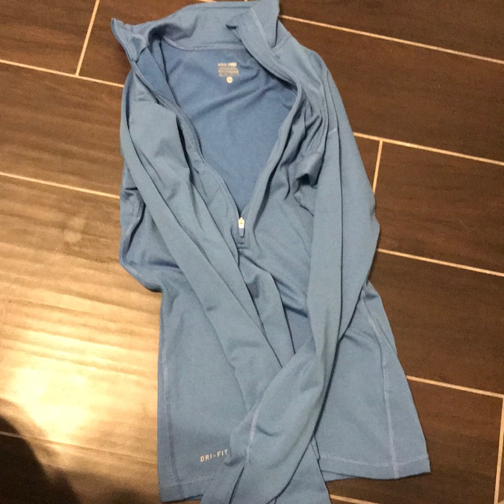 NIKE Dry Fit zip up sweater