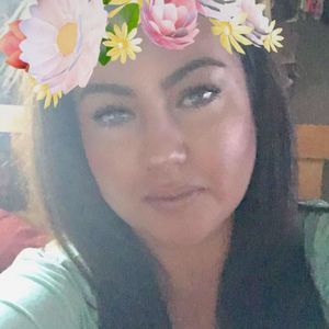 Meet your Posher, Gabriela