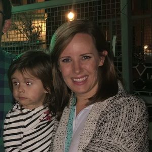 Meet your Posher, Jennifer