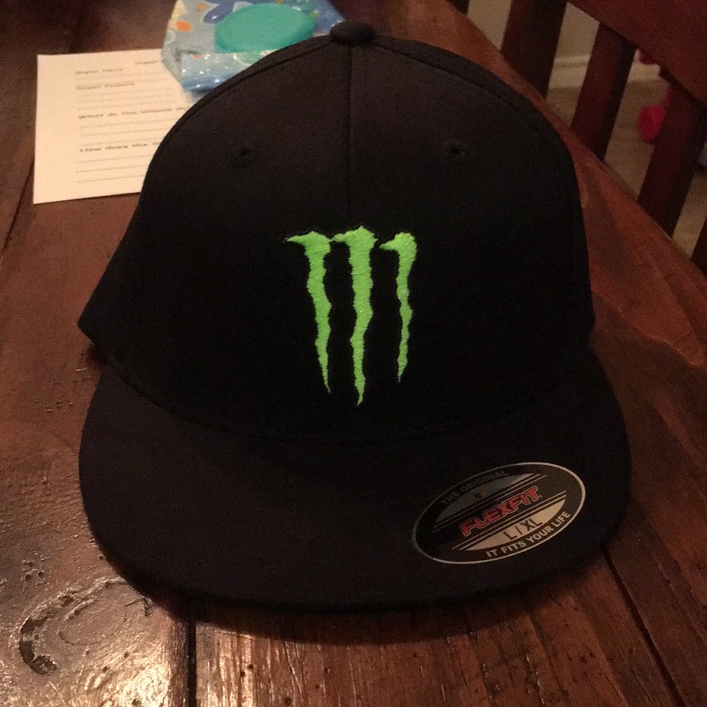 Monster Energy hat
