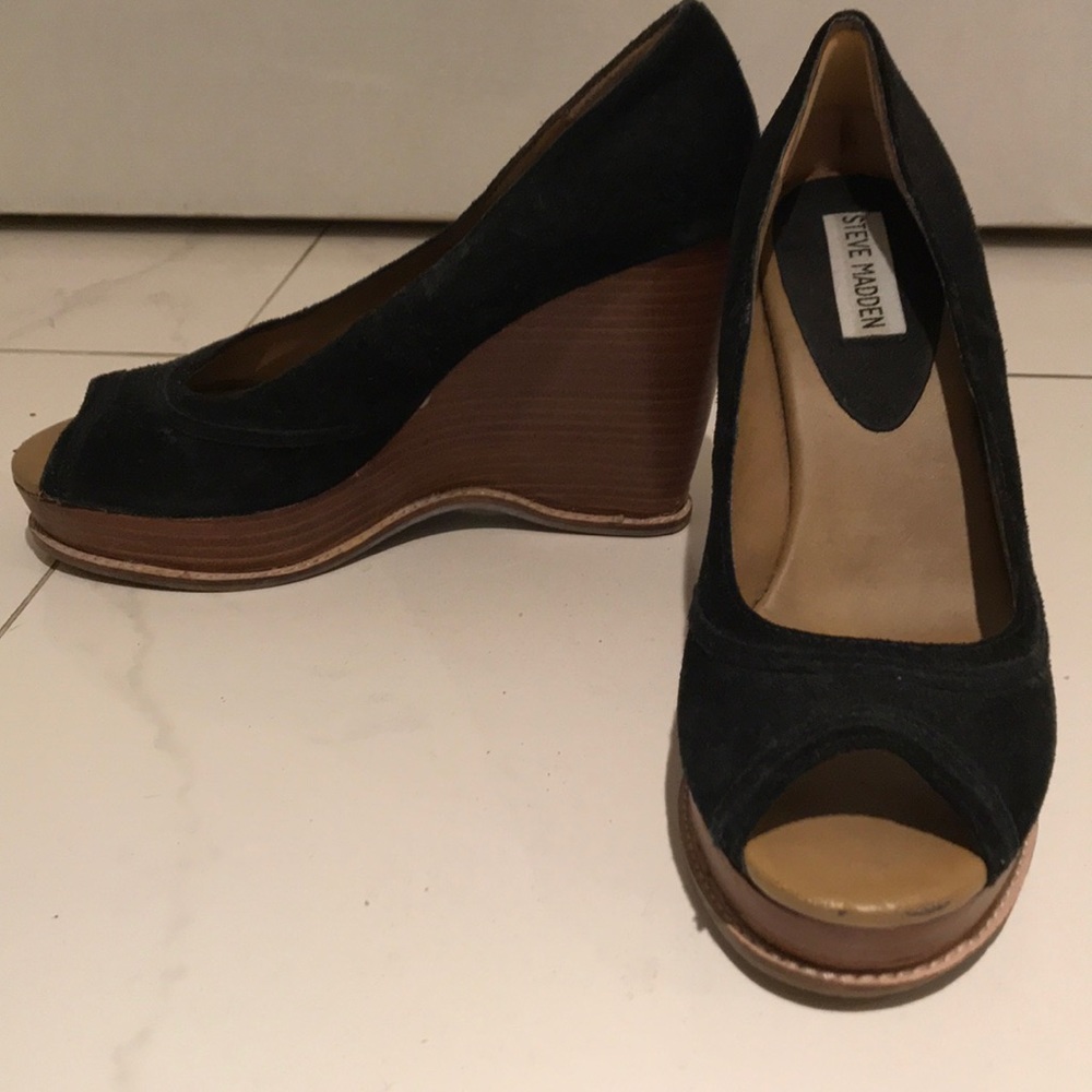 Steve Madden Suede Wedges