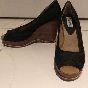 Steve Madden Suede Wedges