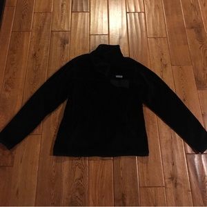 black medium patagonia!