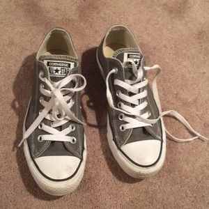 Grey converse